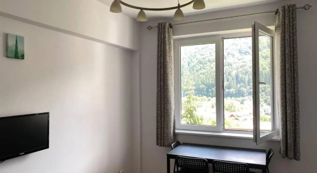 Extremely Quiet and Relaxing Apartment at the 4th Floor - No Elevator