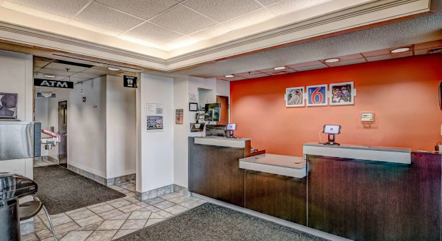 Econo Lodge Menomonie
