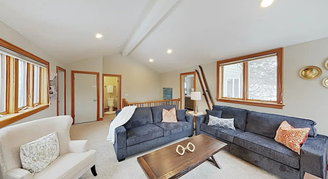 New Listing! Hidden Creek Townhome - Walk To Lift 4 Bedroom Townhouse, Забронировать Отель Отели Парк-Сити 3 звезды, рядом с Полет над каньонами, 3*