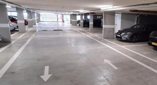 Apartamento T0 - Edifício Uno Al Mar, Varaa Huoneisto Hotellit Porto pysäköinnillä, Pysäköinti
