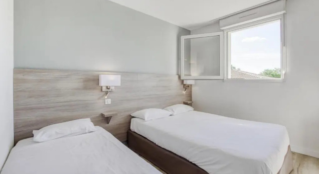 Номер Standard Brit Hotel Clermont-lʼHérault