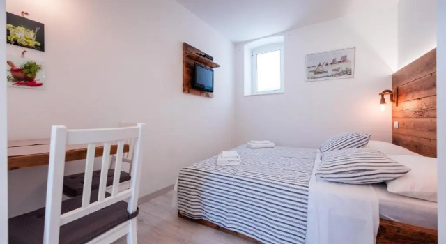 Студия Apartments Sole