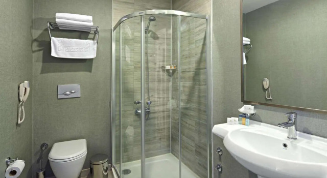 Трёхместный номер Ayvalik Cinar Hotel