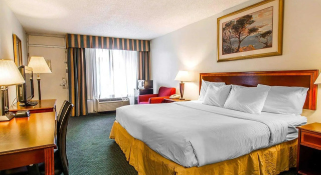 Номер Standard Clarion Inn & Suites Dothan South