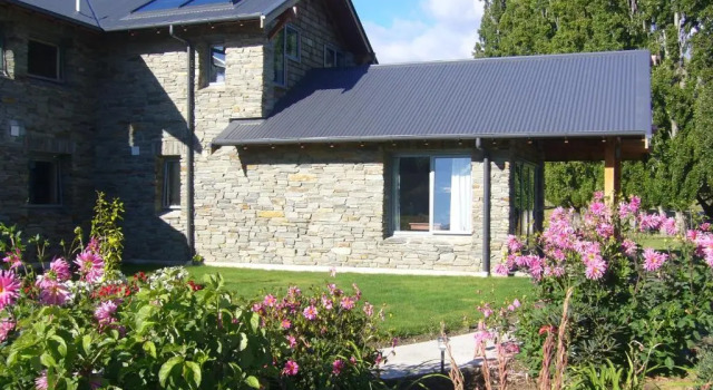 Шале Golfcourse Road Chalets and Lodge
