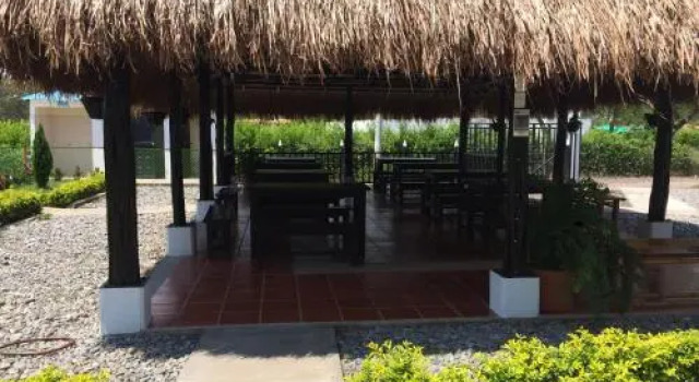 Desiderata Resort, Boek Resort Guaduas Cundinamarca
