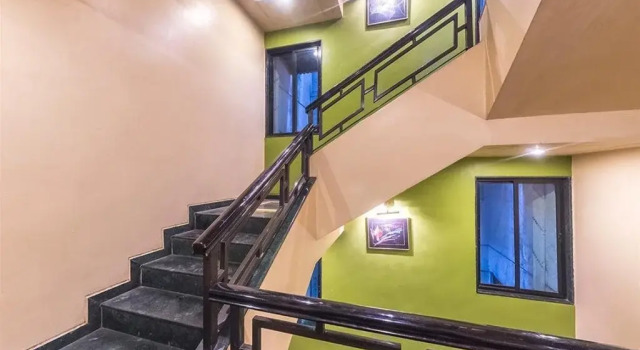 Hotel Suryananda Executive, Забронировать Отель Пуна штат Махараштра, рядом с Колледж Фергюссона