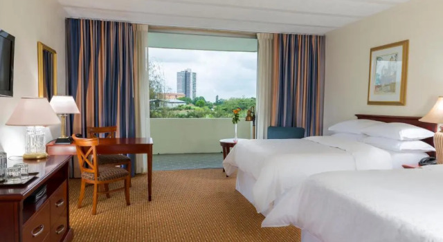 Четырёхместный клубный номер Standard Sheraton Presidente San Salvador