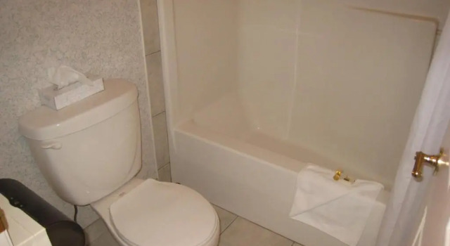 Номер Standard Days Inn by Wyndham Penticton Conference Centre