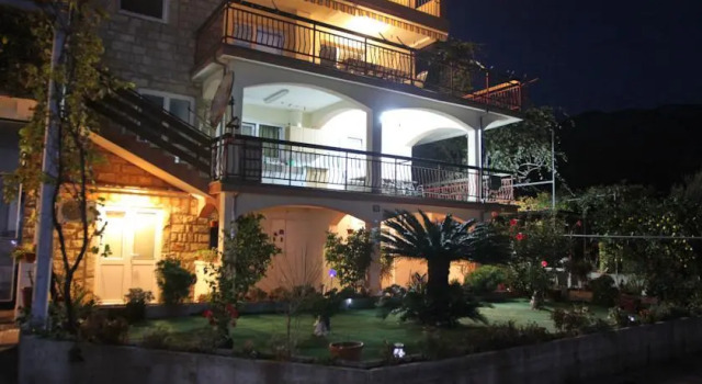 Apartments Andrija