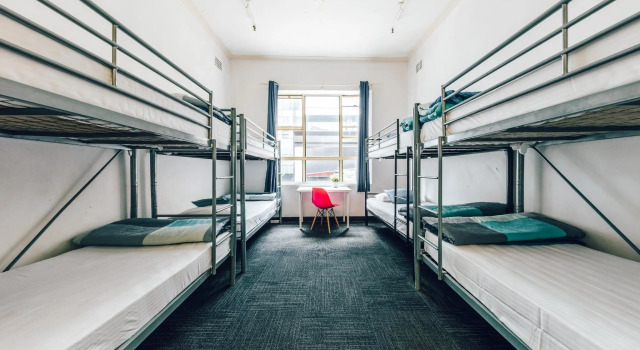 Кровать в общем номере Maze Backpackers - Sydney