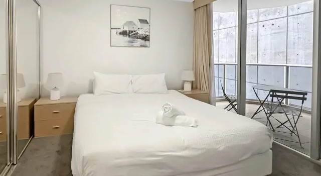 2-bed City Apartment With Gym, Забронировать Апартаменты/квартира Брисбен Brisbane Region, рядом с Паромный терминал South Bank