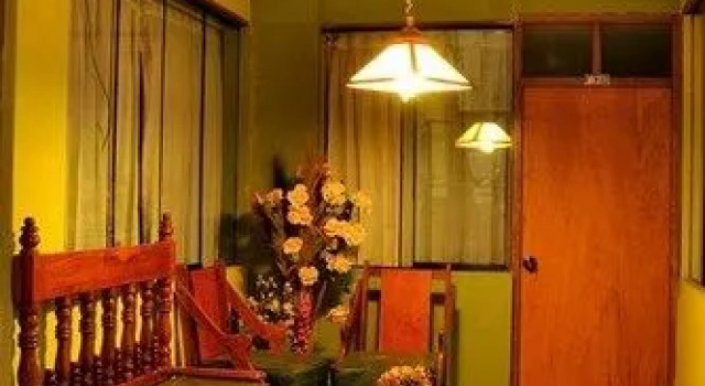 Hostal Los Uros, Забронировать Отель Отели Пуно с завтраком, рядом с Huajsapata Hill, Завтраки