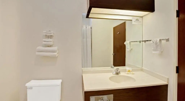 Номер Standard Comfort Inn & Suites Harvey - Chicago Southland