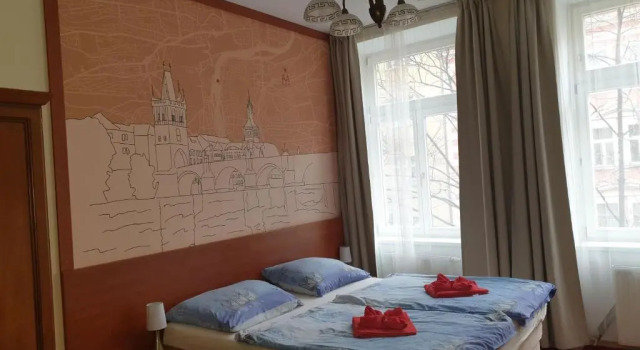 Standard Quádruplo quarto Pension Aaron