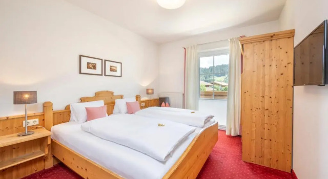 Апартаменты с 2 комнатами с балконом Aparthotel Stadler