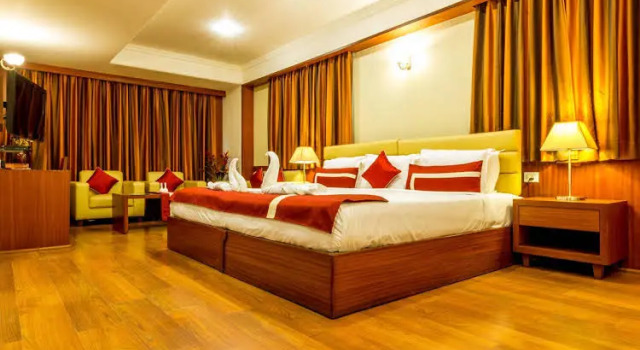 Roerich Grand, Varaa Bed and Breakfast Hotellit Bangalore pysäköinnillä, Pysäköinti