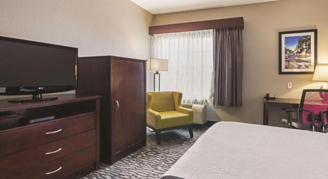 Номер Standard La Quinta by Wyndham Fresno Northwest