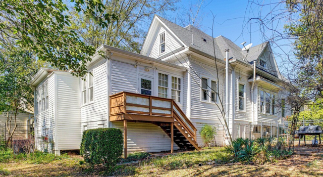 Explore Jackson! Historic Belhaven Home w/ Porch, Rezervasyon Tatil Evi Jackson New Hampshire