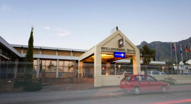 The Swellengrebel Hotel
