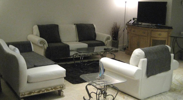 Beautiful Luxury Condo Toronto area, Boek Hotel Mississauga 