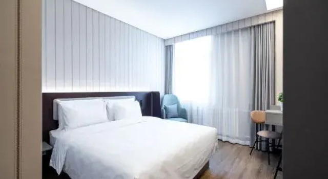 Люкс Deluxe HanTing Hotel (Zhangjiakou Qingshuihe Zhong Road)