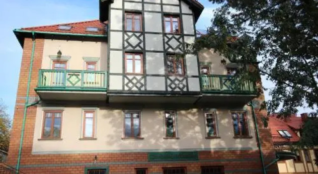 Willa Amor, Book Hotel Krynica Morska 