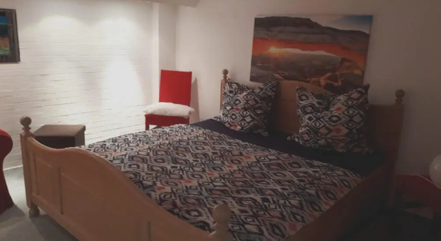 Apartment With one Bedroom in Mönchengladbach, With Enclosed Garden and Wifi, Забронировать Апартаменты/квартира Мёнхенгладбах 