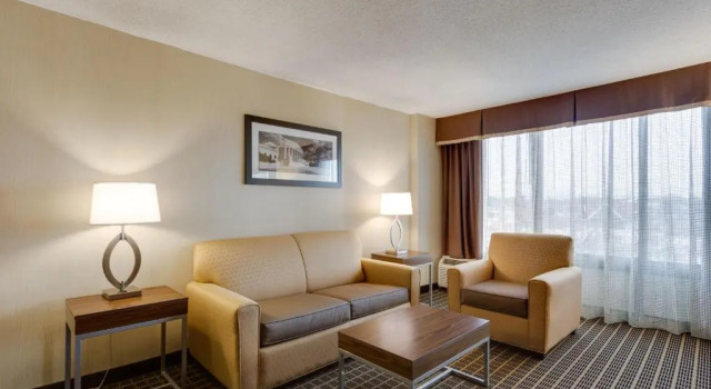 Люкс Holiday Inn Express Washington DC SW - Springfield by IHG