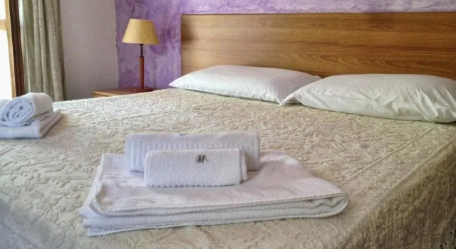 Hotel Locanda Minerva, Забронировать Отель Вилланова-Монтелеоне Южная Сардиния