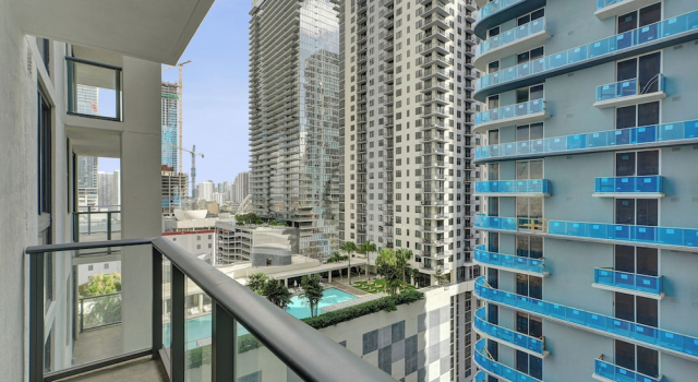 Апартаменты Chic 2Br Floor 18 Heart of Downtown Miami