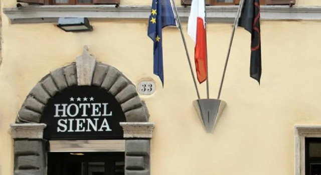 Отель LHP Siena, Забронировать Отель Отели Рима с завтраком, рядом с Театр Арджентина, Завтраки