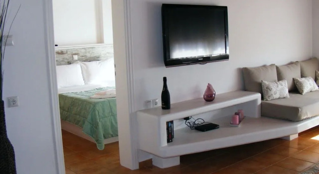 Orizontes Boutique Studios, Prenota Affittacamere Hotel a Adamas con piscina, Piscina