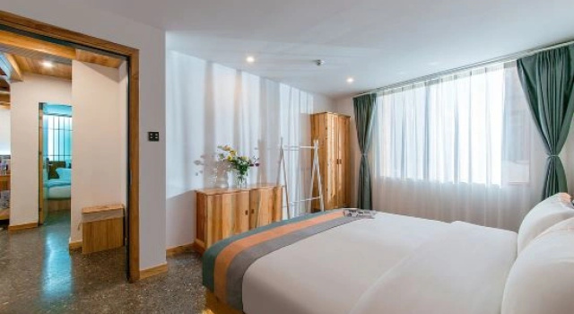 Люкс Deluxe Lugu Lake Lige Spring Homestay