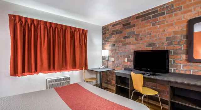 Номер Deluxe Motel 6-Madison, WI - East