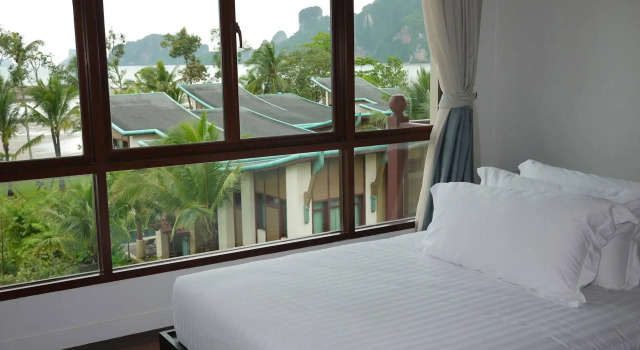Amatapura Luxury Beachfront Resort, Забронировать Курортный отель Отели провинции Краби 3 звезды, рядом с Gastropo Fossils The World Museum, 3*