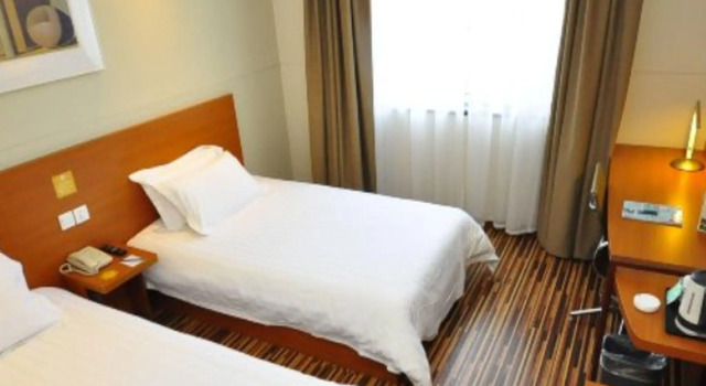 Номер Standard Jinjiang Inn Select Jinan Baotuquan