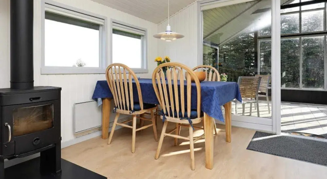 4 Person Holiday Home in Hojslev, Забронировать Отель Хёйслев 