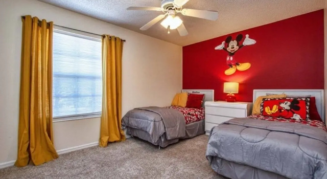 Water Front Privacy On Disneys Doorstep-2100oi 4 Bedroom Home by Redawning