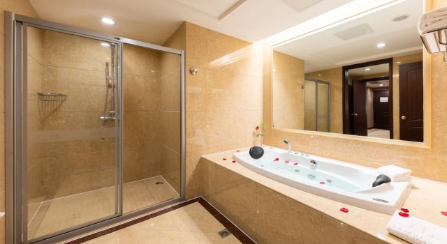 Номер Superior с балконом Country Garden Phoenix Hotels Shenyang Yuhong