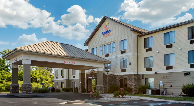 Comfort Suites Grandville - Grand Rapids SW, Book Hotel Grandville Michigan