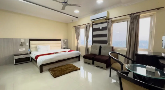Hotel Krishna, Забронировать Отель Кохалпур 