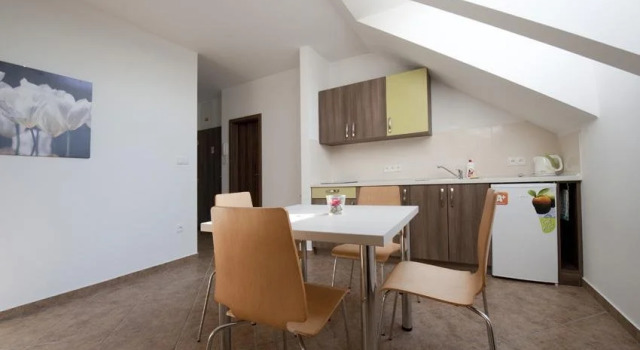 Penzion Žurek, Prenota Hotel Hotel a Moravia meridionale con parcheggio, Parcheggio
