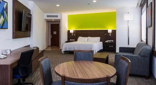 Люкс Holiday Inn Express Puebla by IHG