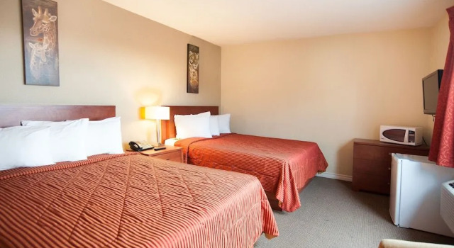 Hotel Le Mirage, Book Hotel Saint-Basile-le-Grand 