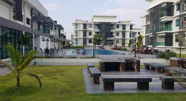 Family Suite BYSS Homestay, Book Apartment Hotels in Perak with a Pool, Swimming Pool