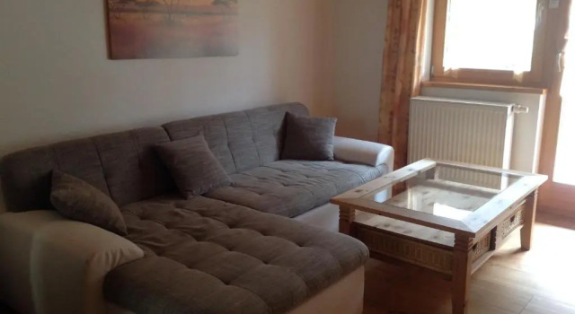 Ferienhaus Sachrang, Varaa Huoneisto Hotellit Baijeri pysäköinnillä, Pysäköinti