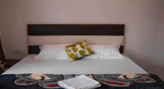 Snow View Homestay Khajjiar, Забронировать Отель Отели штата Химачал-Прадеш с завтраком, Завтраки