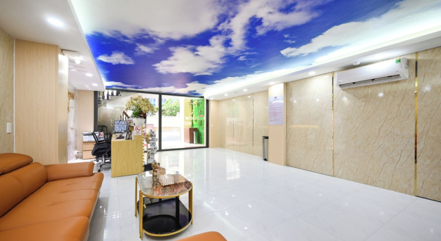 Rainbow Airport Hotel