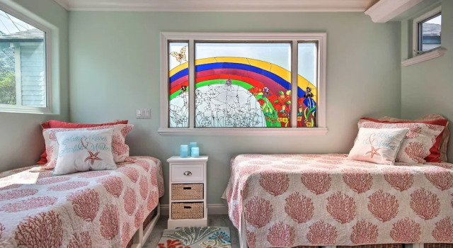 Catalina Island Home: Walk to Main Street Beach!